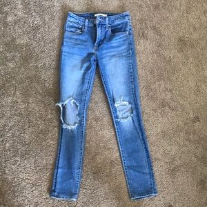 Women’s high waist jeans